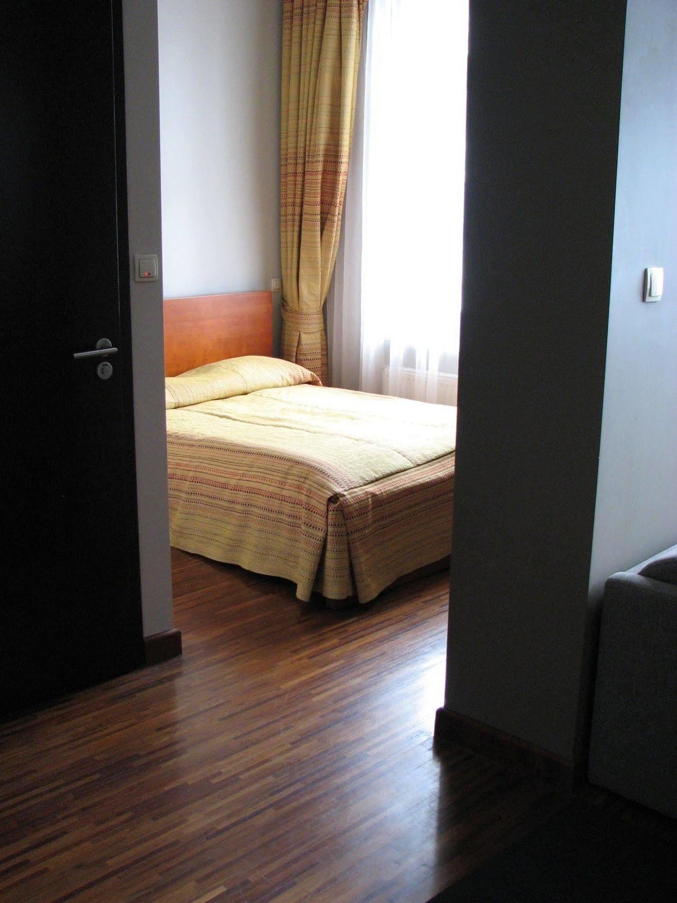 & Travel Hotel apartamentowy 3*